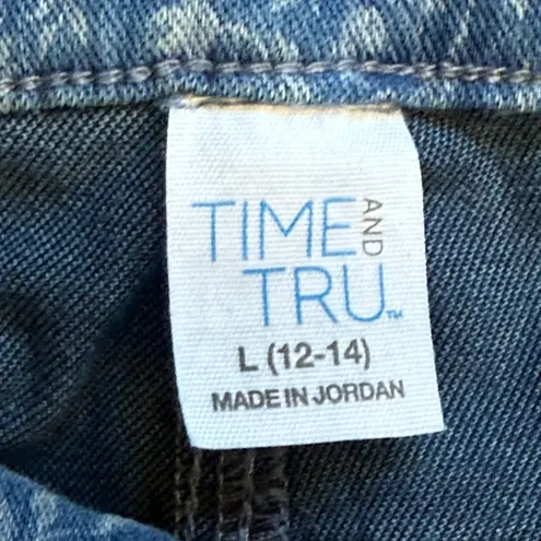 Time and Tru floral blue jeans, stretch size large 12