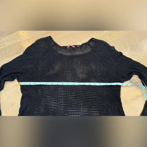 525 America lightweight black sweater MEASUREMENTS