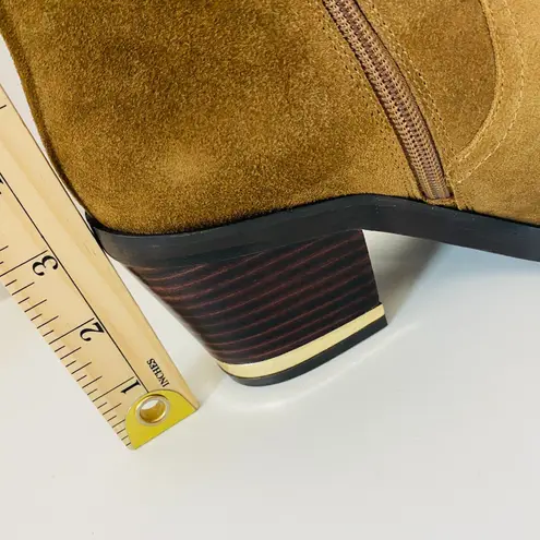 Vince Camuto  Babellie Western Leather Suede Boot Side Zipper Golden Details 7M