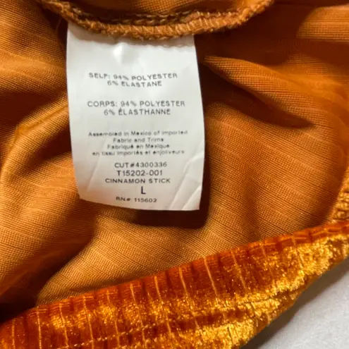 All in Favor NWT - - Women’s Burnt Orange Blouse - Size Large.