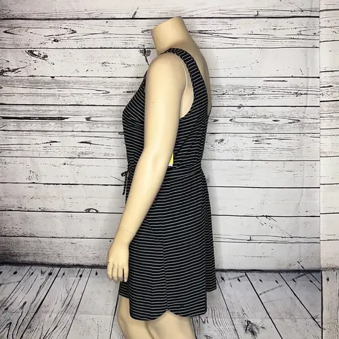 All In Motion Size XL Black & Gray Stripe Atheltic Dress w/ Pockets