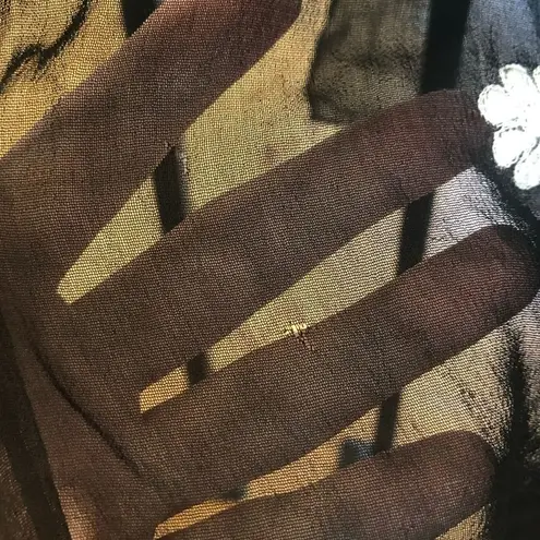 Vintage black and white floral sheer sarong Size undefined