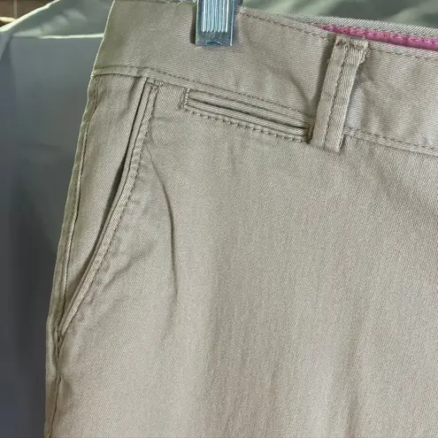 Dockers Womens Khaki Pants Size 16M Beige Chino Casual Cotton Blend