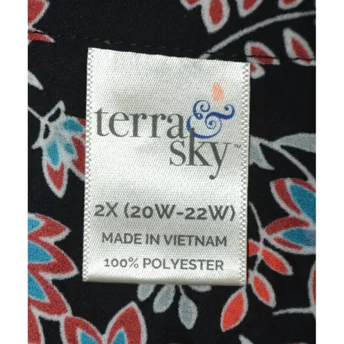 Terra & Sky Black Colorful Floral Blouse Plus Size 2X Button Front V-Neck Belt