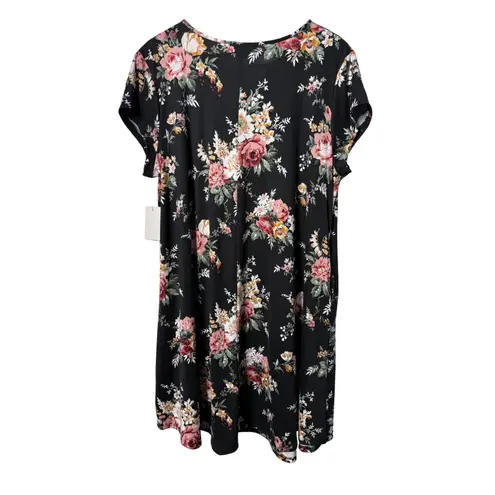 NWT Vibe Sportswear Women 2X Floral V