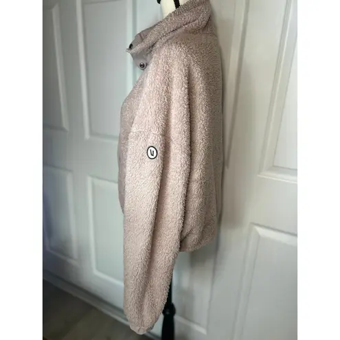 Vuori Jacket Large Pink Sherpa Fleece Full Zip Collar Snap Flap VW530 Cropped