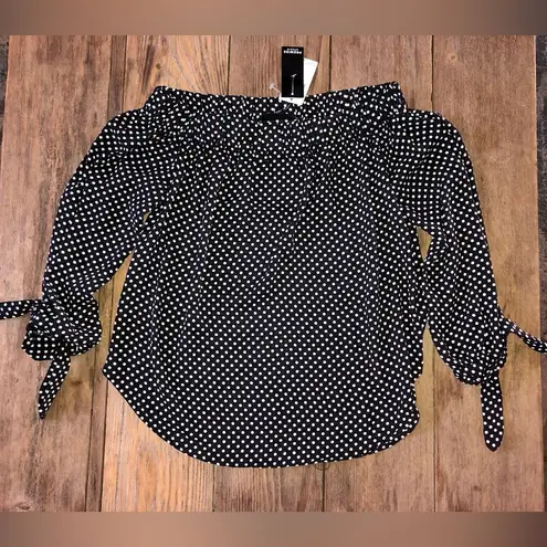 Premise Promise off the shoulder tied 3 1/4 sleeve polka dot top NWT size Xs