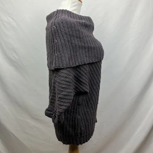 Moth Anthropologie chunky knit cowl neck oversized sweater size medium Gray