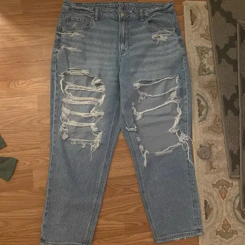 American Eagle AE Mom Jean Size 16