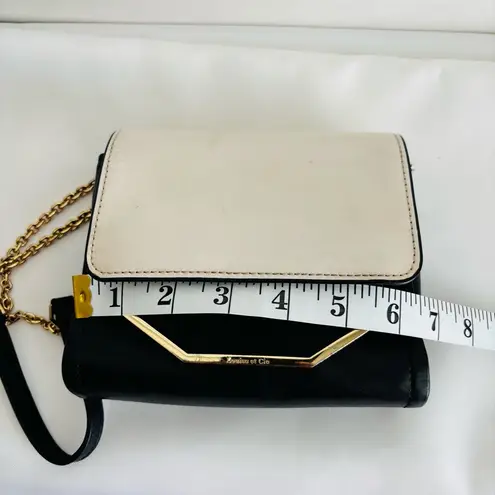 Louise et Cie Authentic Two-Tone Leather small Crossbody / Magnetic Flap closure - Image 12