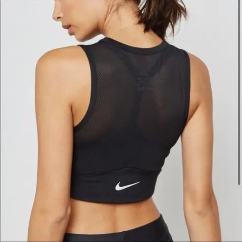 Nike  Dri Fit Mesh Cropped Fitted Tank Top