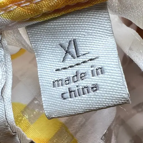 Cato  Sleeveless Blouse Womens XL White Yellow Floral Ruffle Sleeve‎ Top Chic