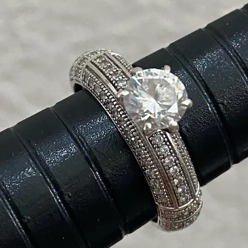 Vintage 925 AM Signed Sterling Silver CZ Solitaire Engagement Ring Size 7