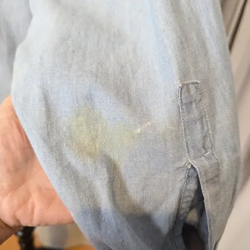 90s Vintage Embellished Denim Snap Button Up Shirt Light Wash Size Small Blue