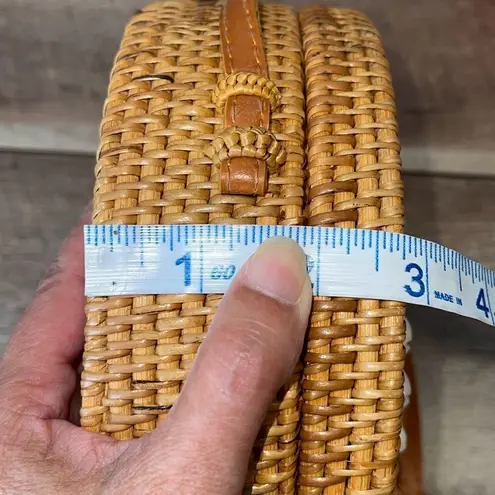 Jelavu Womens Rattan Floral Shells Round Crossbody Handbag Brown White OS