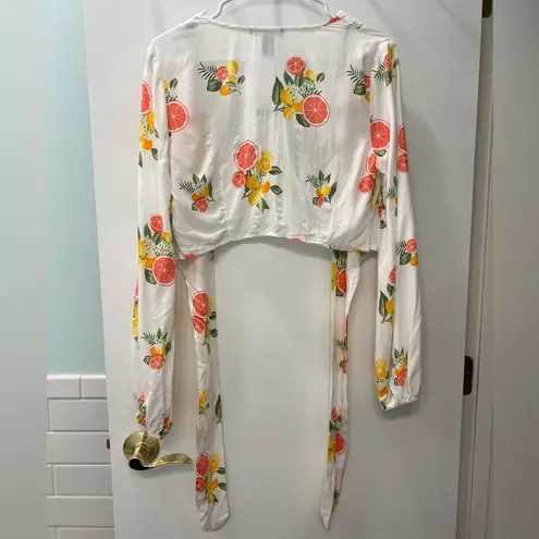 Forever 21 NWT  Citrus Pattern Tie Front Long Sleeve Crop Top Size Medium