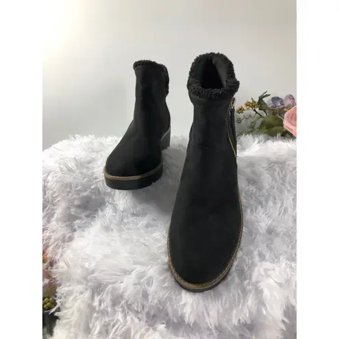 Bandolino Rhena2 Black Suede Wedge Bootie 8.5 Faux Fur Collar Zipper Closure