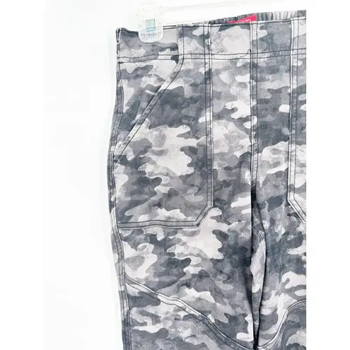 Spanx  Black Wash Camo Stretch Twill Cargo Jogger Pants Small