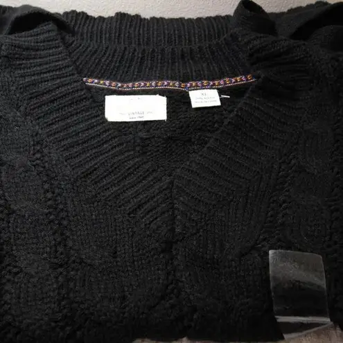 Weatherproof NWOT Vintage V-neck cabled sweater, black, XL