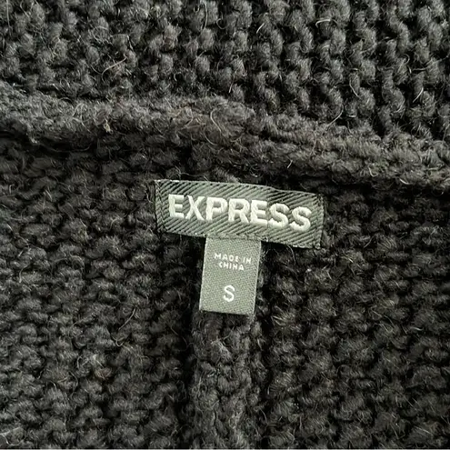 EXPRESS Women’s Chunky Cardigan Sweater