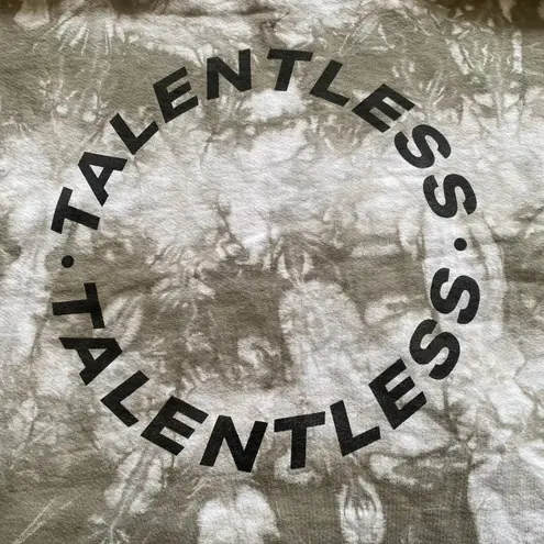 TIE DYE CIRCLE LOGO IN GREY CRYSTAL WASH