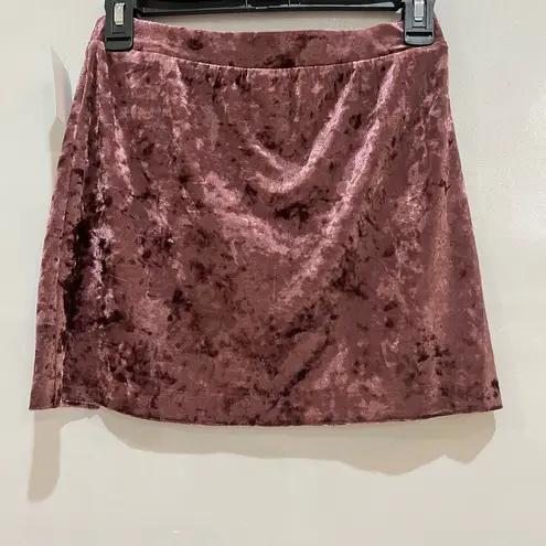 Abound  Women's Burgundy Soft Velour Mini Skirt Size Small Elastic Waist Pull-On