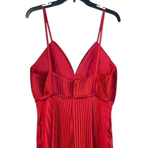 Mac Duggal Ieena for NEW Red Pleated Plunge Neck Wide Leg Jumpsuit Size 10 26319