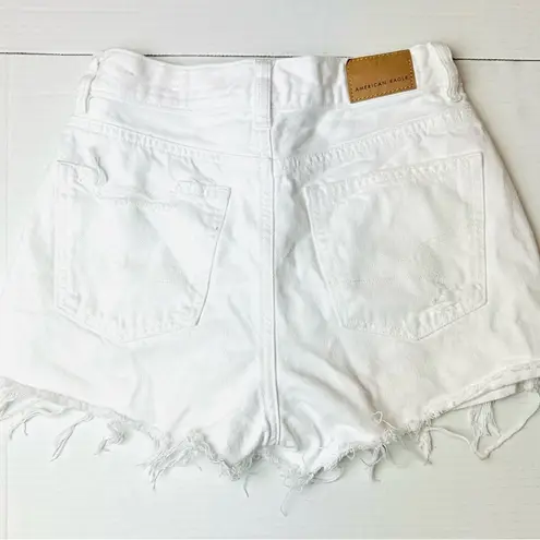 American Eagle  White Jeans Short Shorts  Super Stretch Size 00 Distressed Mid