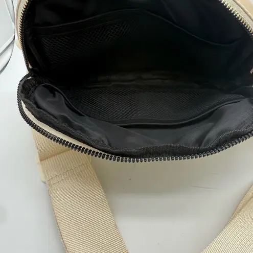 Kappa Kappa Gamma Sorority Crossbody Sling Belt Bag Fanny Pack Off White Cream