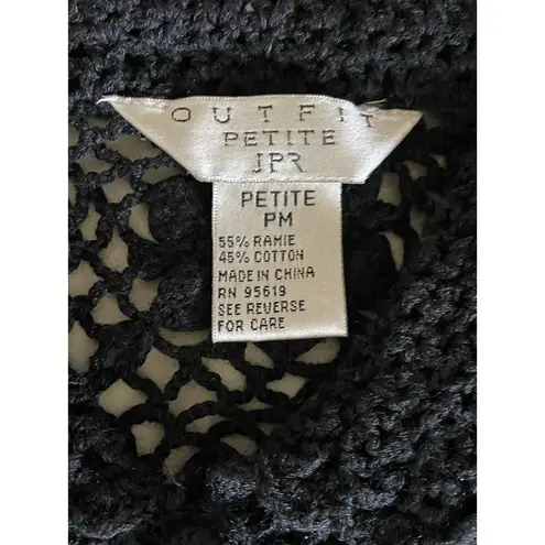 Outfit Petite JPR Black Floral Crochet Short Sleeve Cardigan Petite