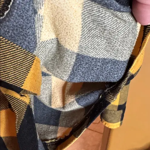 Rue 21  Mustard Yellow & Black Buffalo Check Plaid Button Down Shirt Size XS
