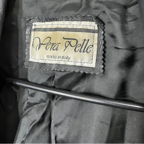 Vera Pelle Women's Black Leather Jacket Made in Italy Two Button Closure