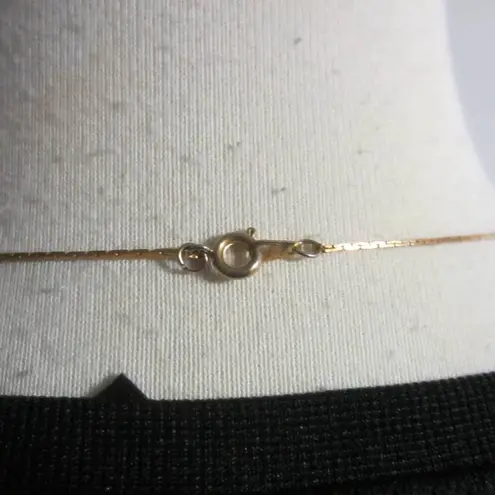 Gold Tone Snake Chain With Three Shells Necklace