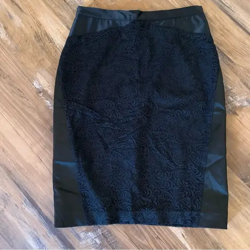 Nicole Miller  Artelier Venice Lace Pencil Skirt Black Size 8