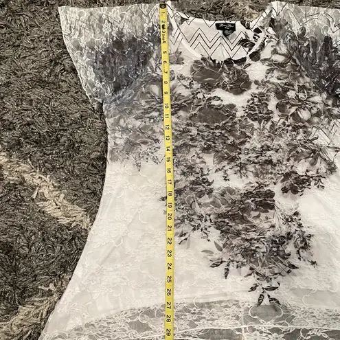 Brittany Black Flutter Sleeve Lace Black White Floral Print Knit Tunic Sz 2X