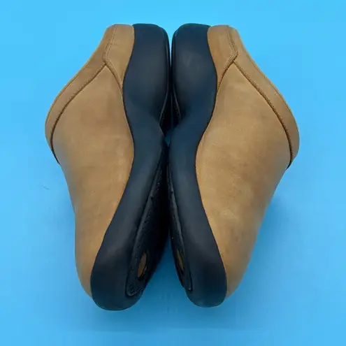 Ryka Nubuck Leather Camel Comfort Clogs Women Size 10M