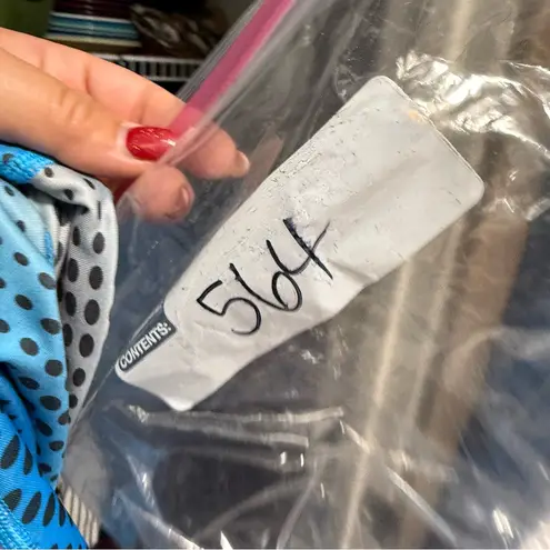 Nike  Pro Women's Stretchy Lightweight Pullover Sweatshirt‎ Blue Grey Polkadot XL