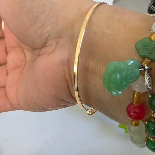 Gold Bangle Bracelet Quartefoil Flower Clover with Cubic Zirconia