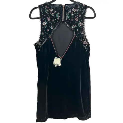 Ecote NWT  Jasmina Velvet Embellished Mini Shift Dress Black M