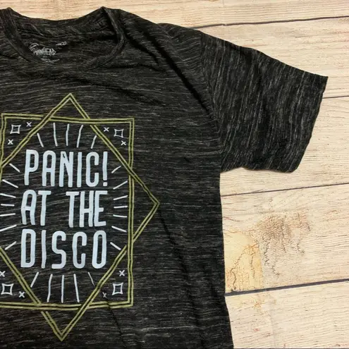 Panic at the Disco Band Tour Graphic Short Sleeve Tee Size small Gray