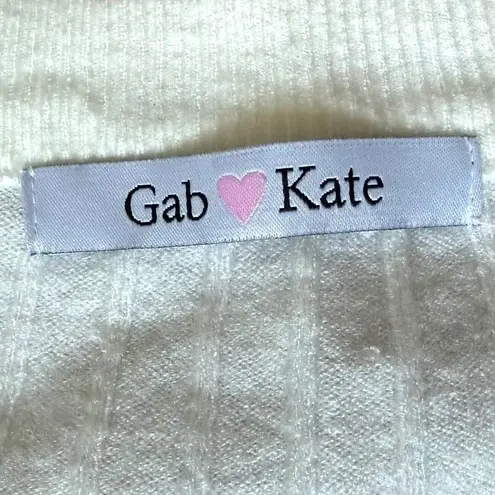 Gab & Kate V-Neck Cropped Cardigan Sweater Short Sleeve Button Up Size Medium - Image 5