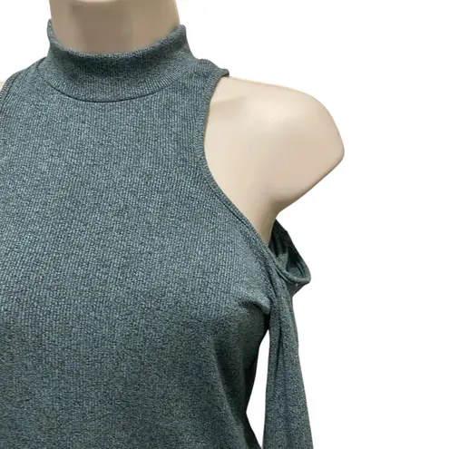 Design Lab Lord & Taylor Cold Shoulder Mock Neck Top Green Women’s Size Medium Black