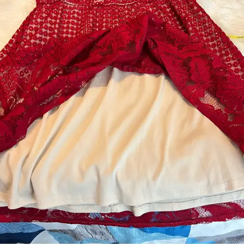 PerSeption Concept Burgundy Maroon Dress Medium Lace Overlay V Neck Short Sleeve