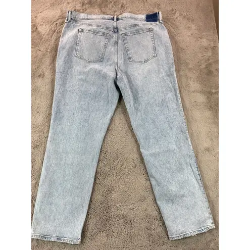 Abercrombie & Fitch NWT  The 90s Straight Ultra High Rise Light Wash Jeans 36/22L