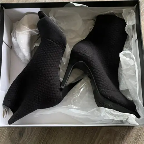 INC International Concepts Heels Size 6 Medium Black