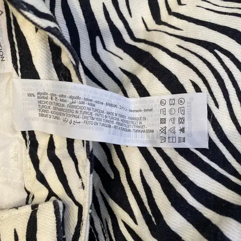 ZARA  Black & White Zebra Print Straight Wide Leg Denim Jeans EUC Sz 8 Cotton