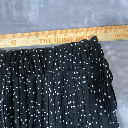 Exlura Pleated Skirt Large Black Polka Dot Maxi Stretchy Swing Flowy Feminine Black