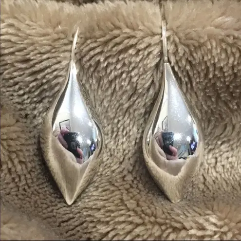 Sterling Silver MICHAEL DAWKINS Puff Teardrop French Wire Earrings