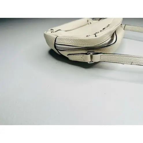 BOSS White Zipper Up Zip Pockets Adjustable Strap Handbag Crossbody Bag