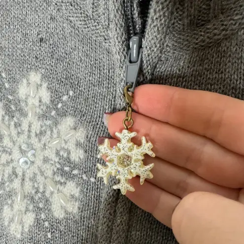 Quacker Factory  Gray Snowflake Zip-Up Sweater Vest Size XL Ramie/Cotton Blend‎